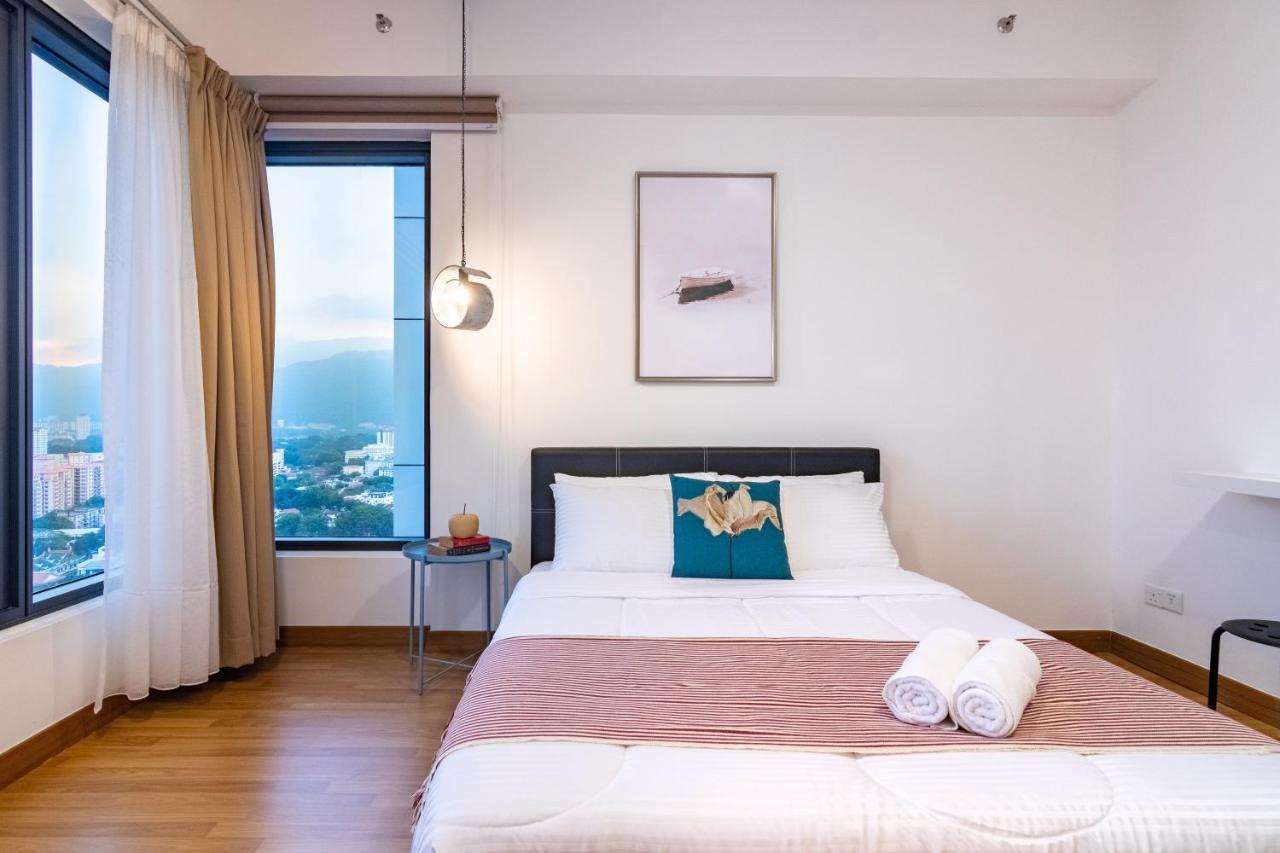 ❈ Tropicana 218 By Alv Suites ❈ George Town Bagian luar foto