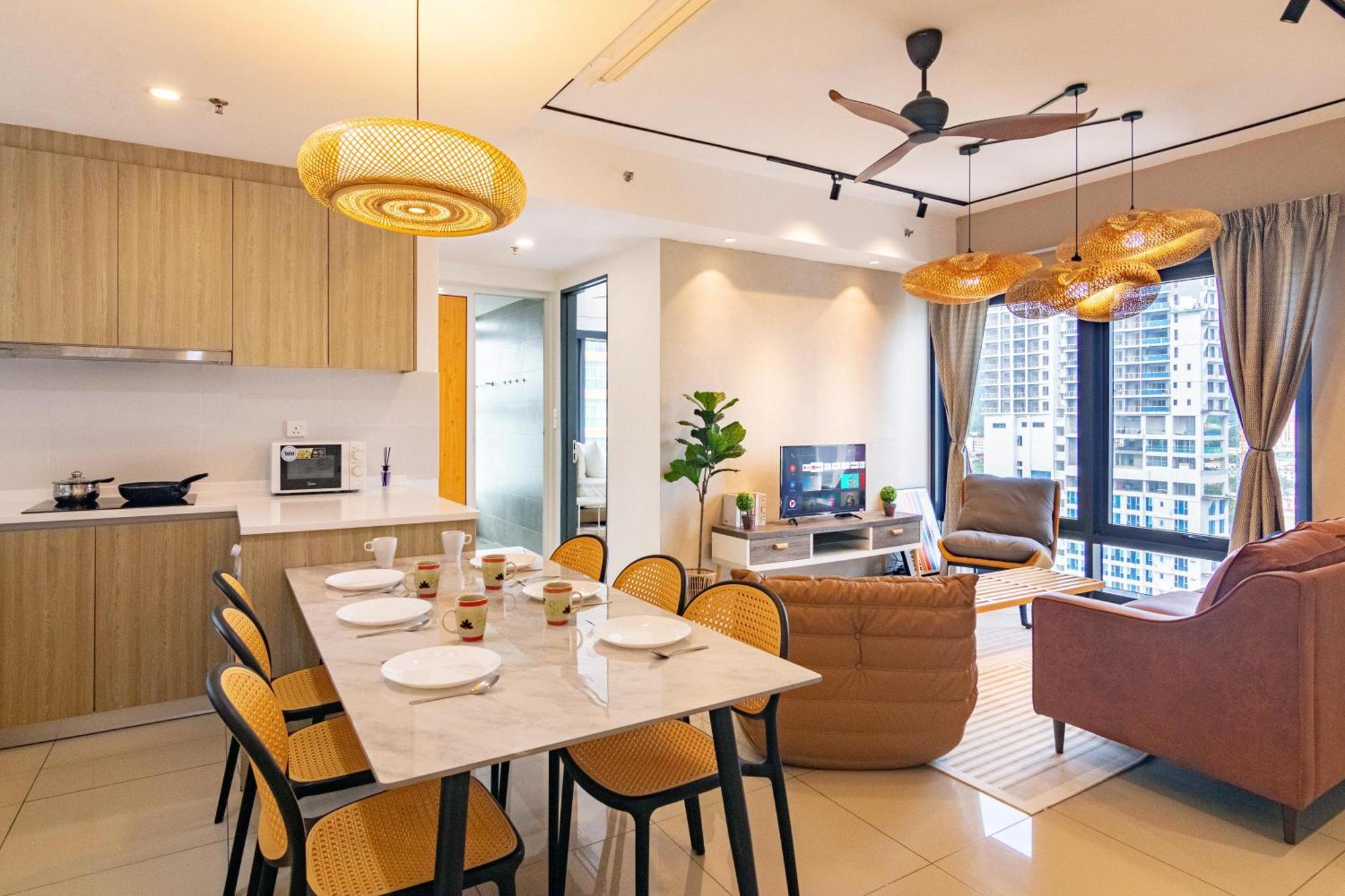 ❈ Tropicana 218 By Alv Suites ❈ George Town Bagian luar foto